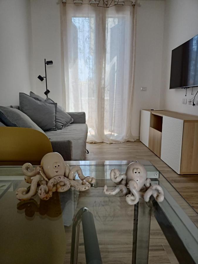 Il Polpoleo In Porto Azzurro Isola D'Elba Apartment Bagian luar foto