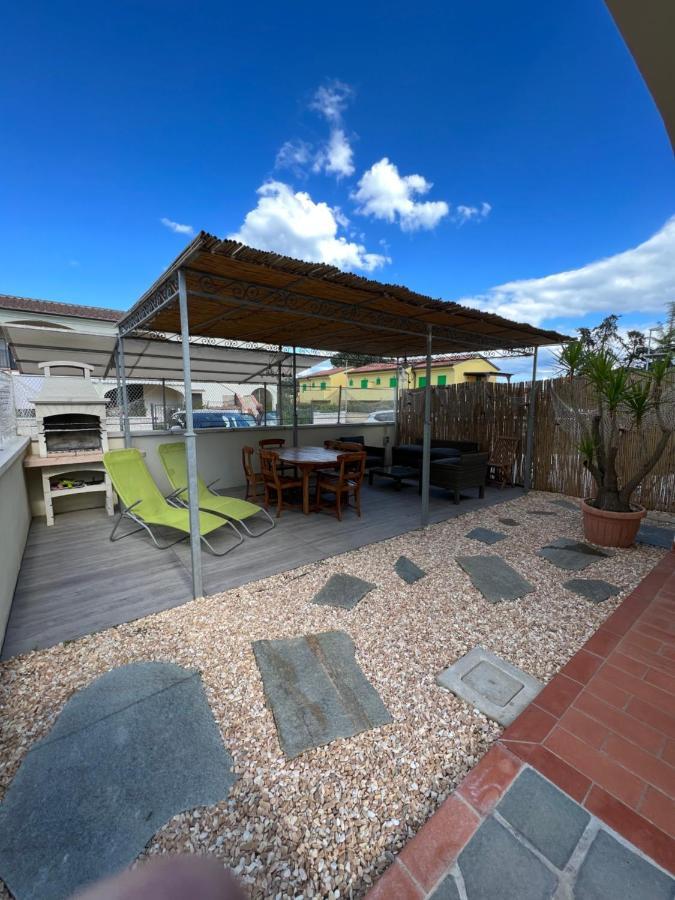 Il Polpoleo In Porto Azzurro Isola D'Elba Apartment Bagian luar foto